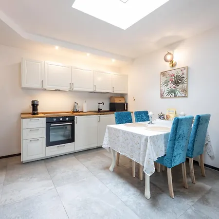 Lora Villa, With View *