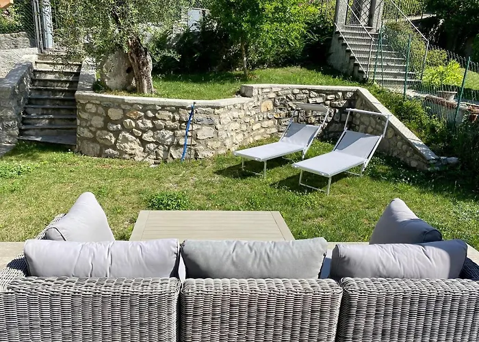 Villa Lora Luxury Villa , With Lake View Ossuccio