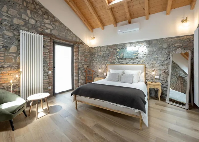 Lora Luxury Villa , With Lake View Villa *