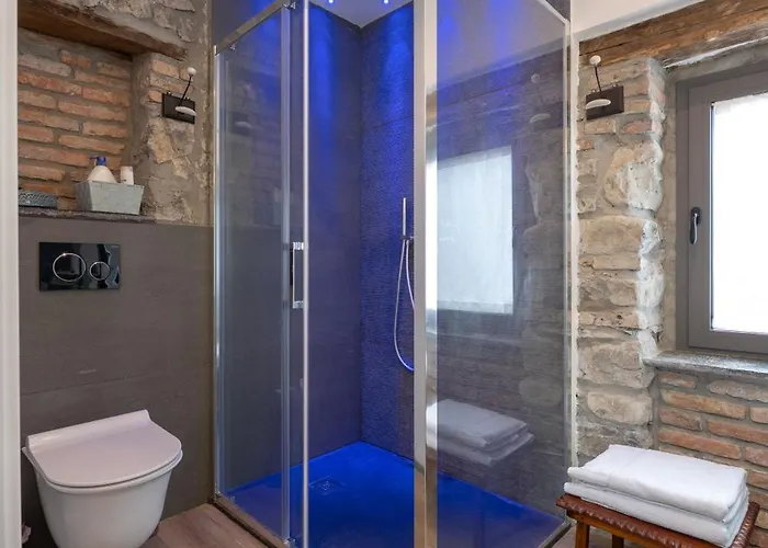 Villa Lora Luxury Villa , With Lake View *