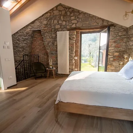 Lora Luxury , With View Villa *