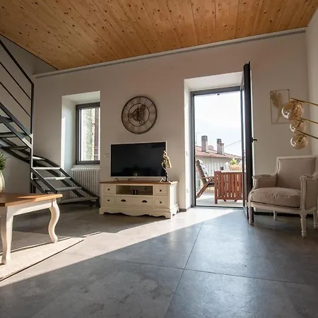 Lora Luxury , With View Villa *